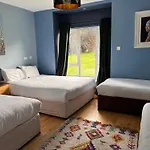 The Folly Group Sleeps 26 別荘 キルケニー