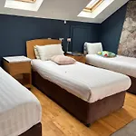 The Folly Group Sleeps 26 *