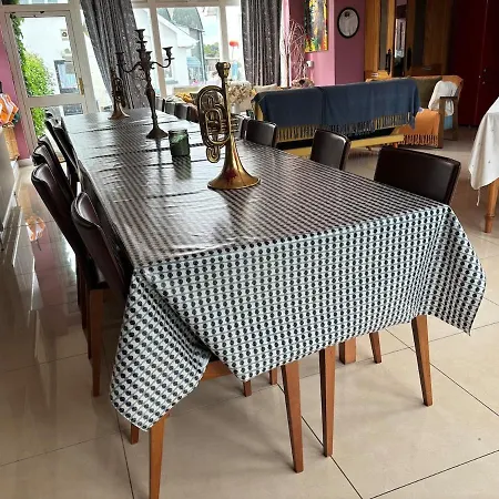 The Folly - Sleeps 28 基尔根尼
