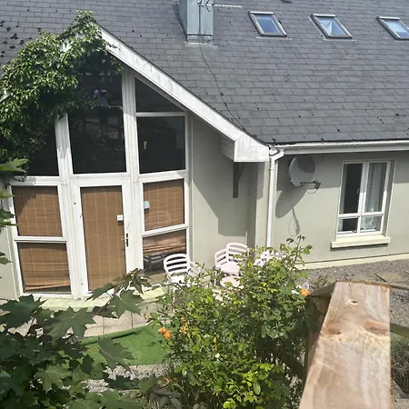 Prázdninový dům The Folly Group Sleeps 26 *