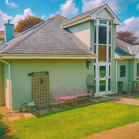 The Folly Group Sleeps 26