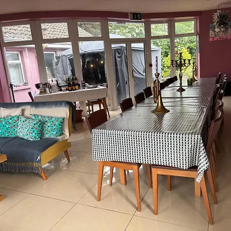 The Folly Group Sleeps 26