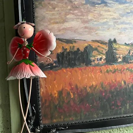 The Folly Group Sleeps 26 Tatil Evi