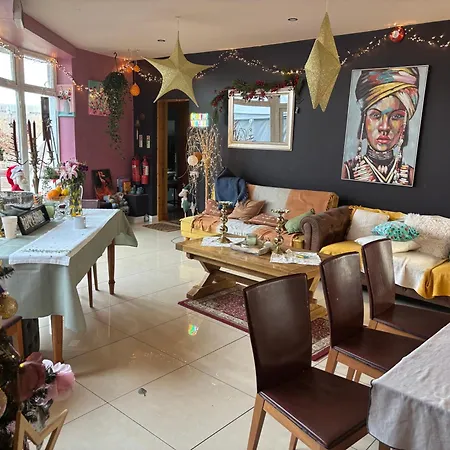 The Folly Group Sleeps 26