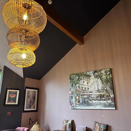 The Folly Group Sleeps 26 בית נופש