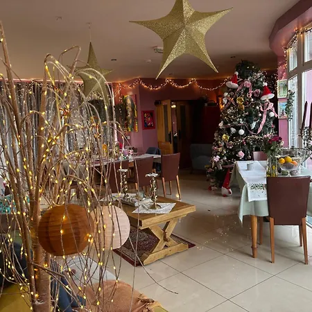 The Folly Group Sleeps 26 * Kilkenny