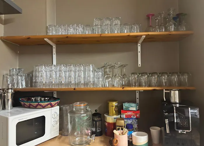 別荘 The Folly Group Sleeps 26 *