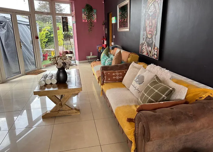 The Folly Group Sleeps 26 *