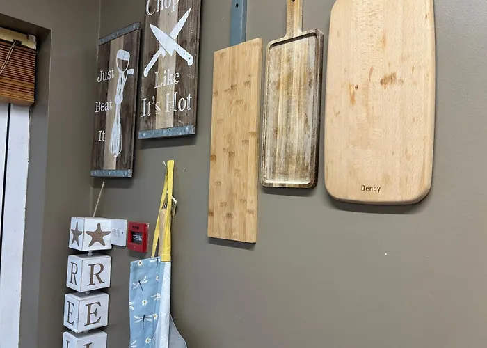 The Folly Group Sleeps 26 別荘 キルケニー